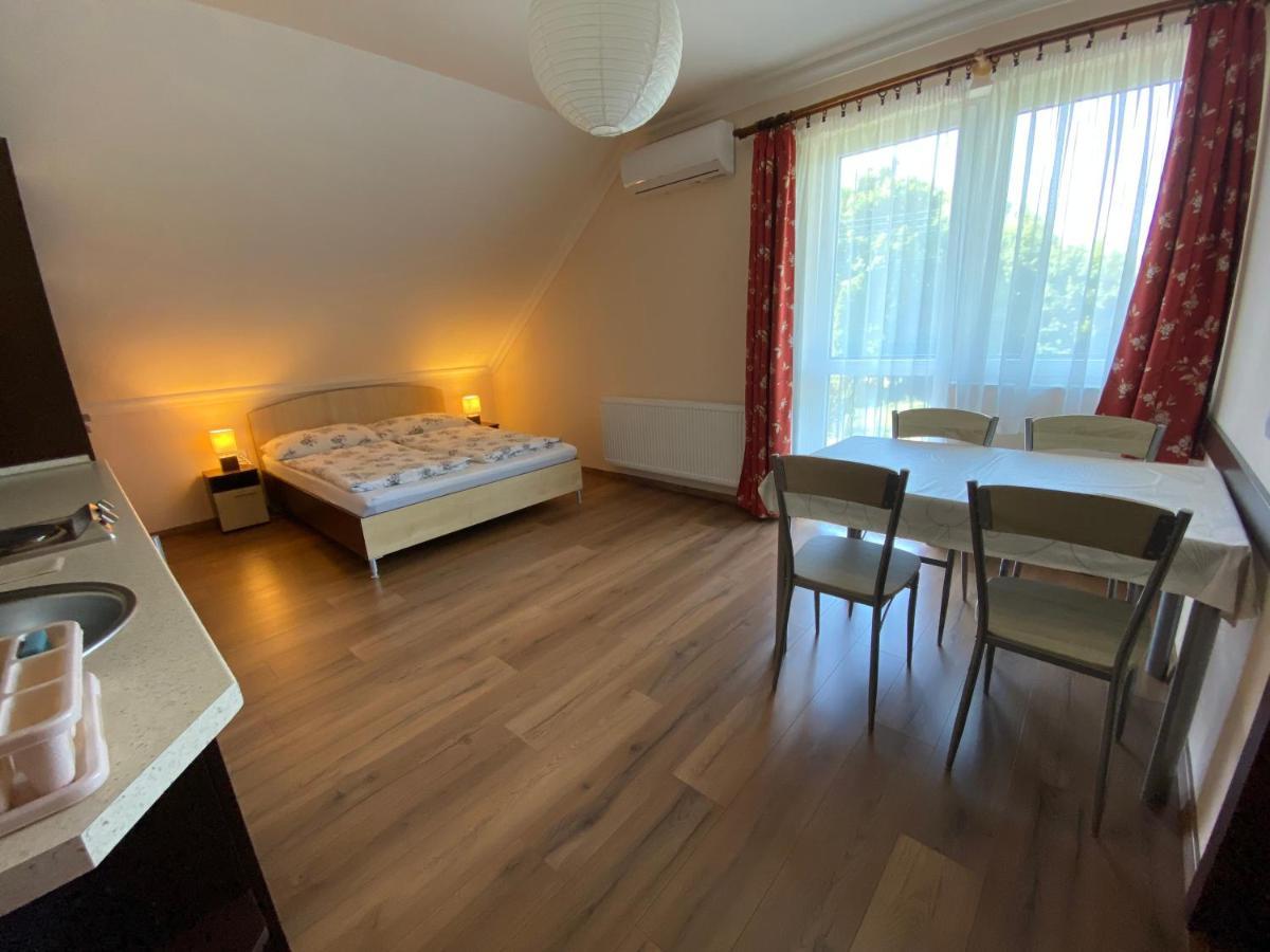 شقة Magyar Apartman Iii. Hajdúszoboszló المظهر الخارجي الصورة