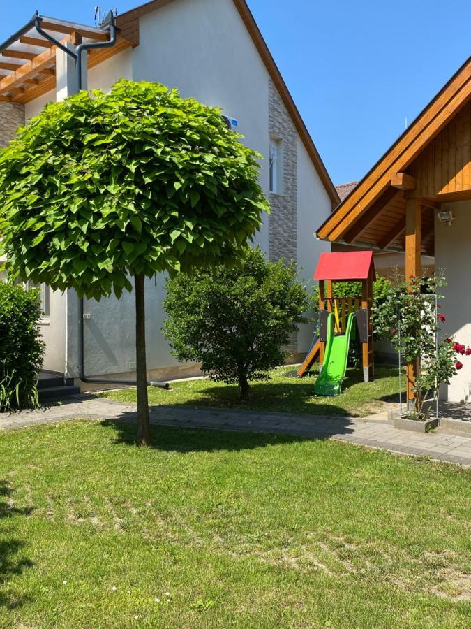 شقة Magyar Apartman Iii. Hajdúszoboszló المظهر الخارجي الصورة